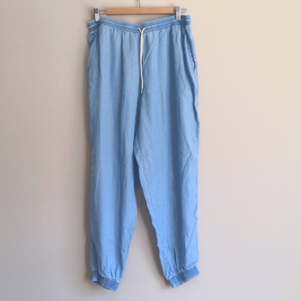 Lightweight Drawstring Joggers